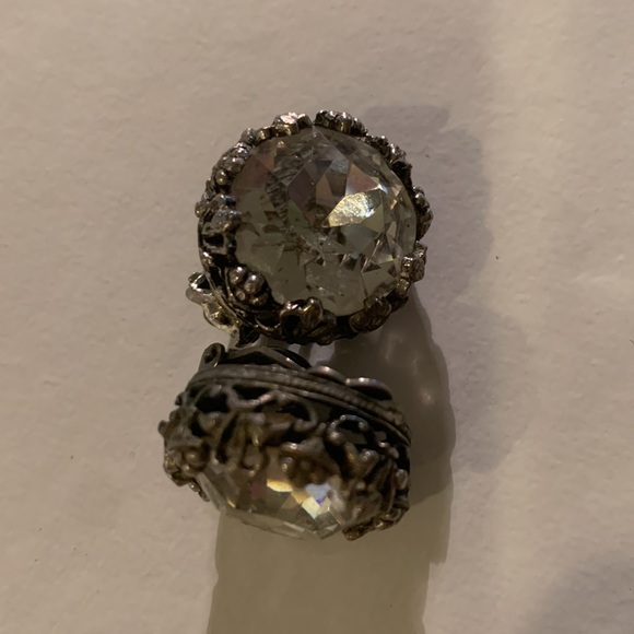 Vintage “Kramer of N.Y.” Clip-on Earrings, Large size, Faux Diamond, Filigree - Picture 2 of 7